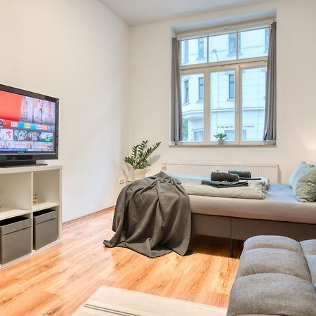 Апартаменты Homy I Altbaucharme Netflix Und Wlan Лейпциг Экстерьер фото